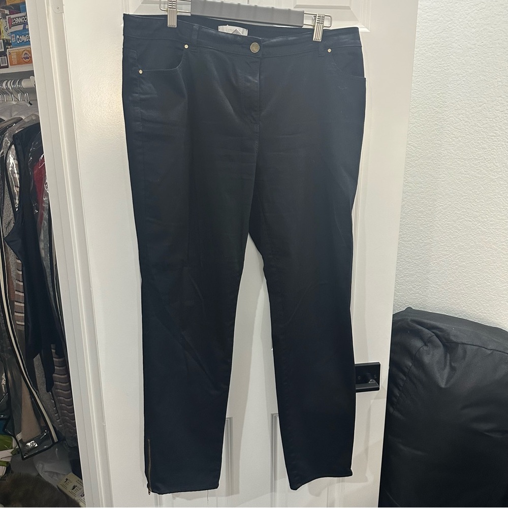Chicos Pants Black Size 25 Great Condition